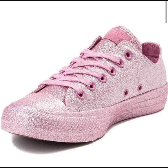 SOLD🔥🔥🔥🔥🔥Pink Glitter Converse - Picture 2 of 8